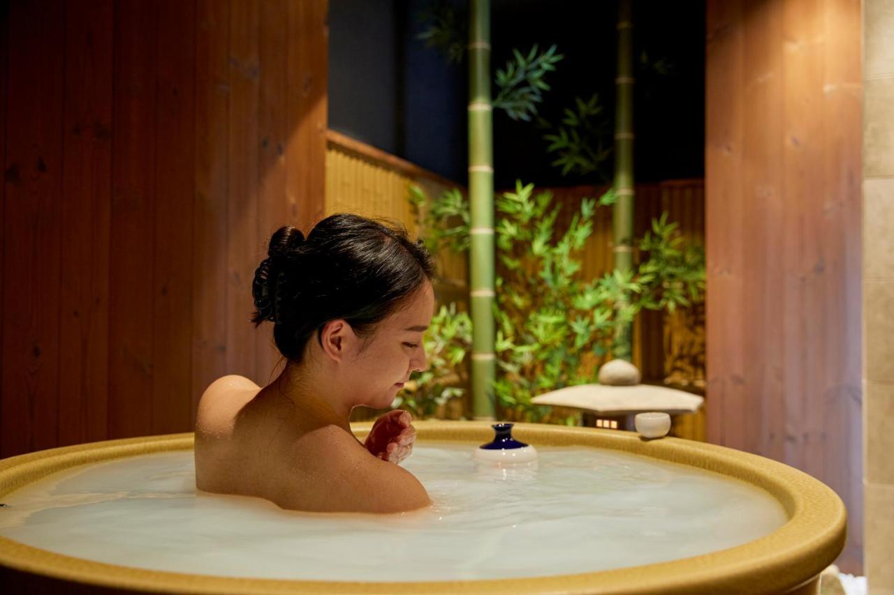 古今 天下茶屋 With A Private Parking Lot And A Half Open-Air Bath And Direct To Kix Osaka Exterior foto